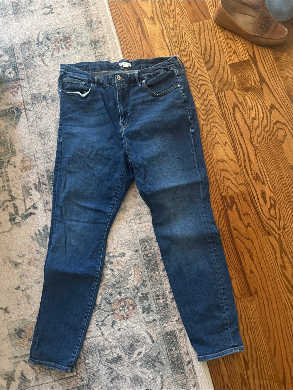 Women's Skinny Stretch Jeans in Dark Blue